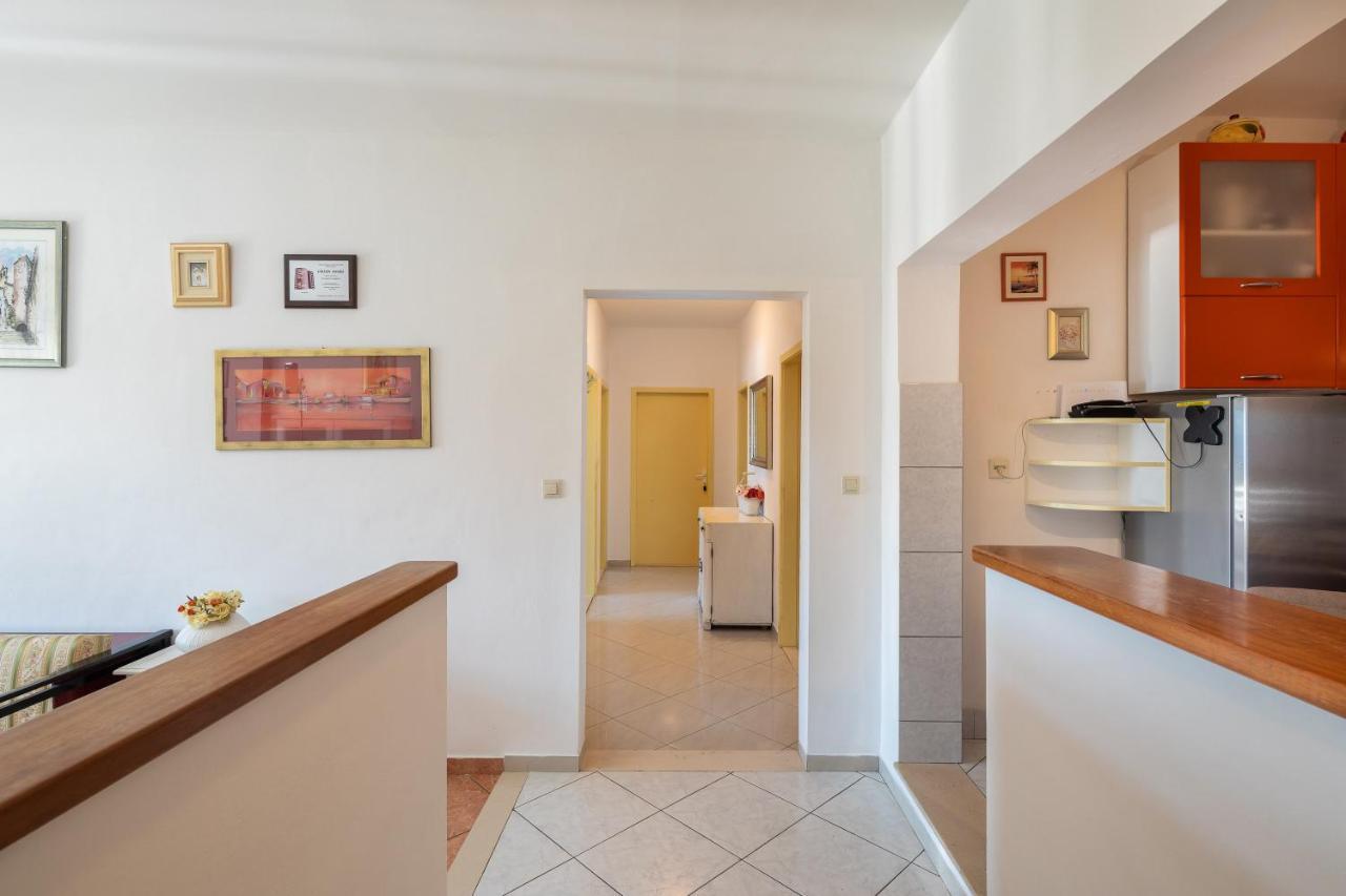 Terra Beach Apartment Duće Exterior foto